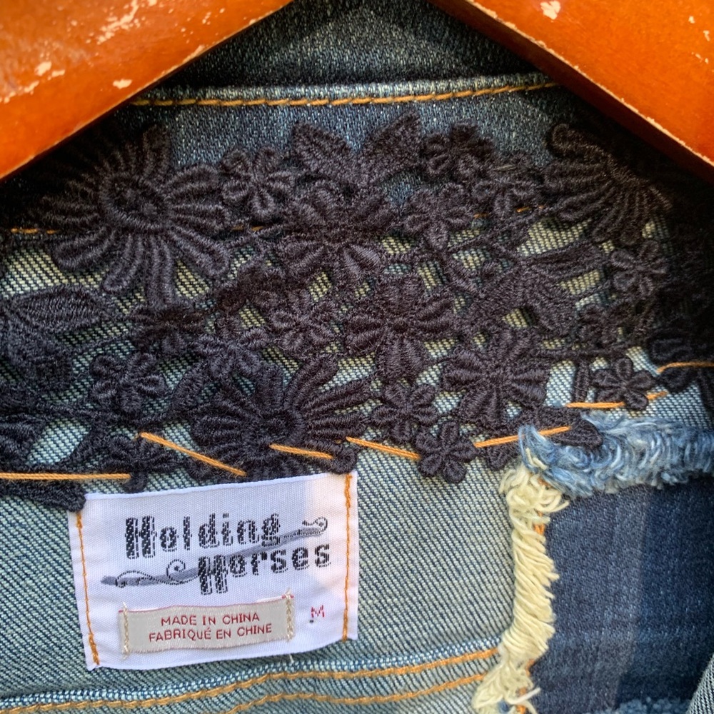 Anthropologie Jean jacket with beaded collar - Picture 5 of 7